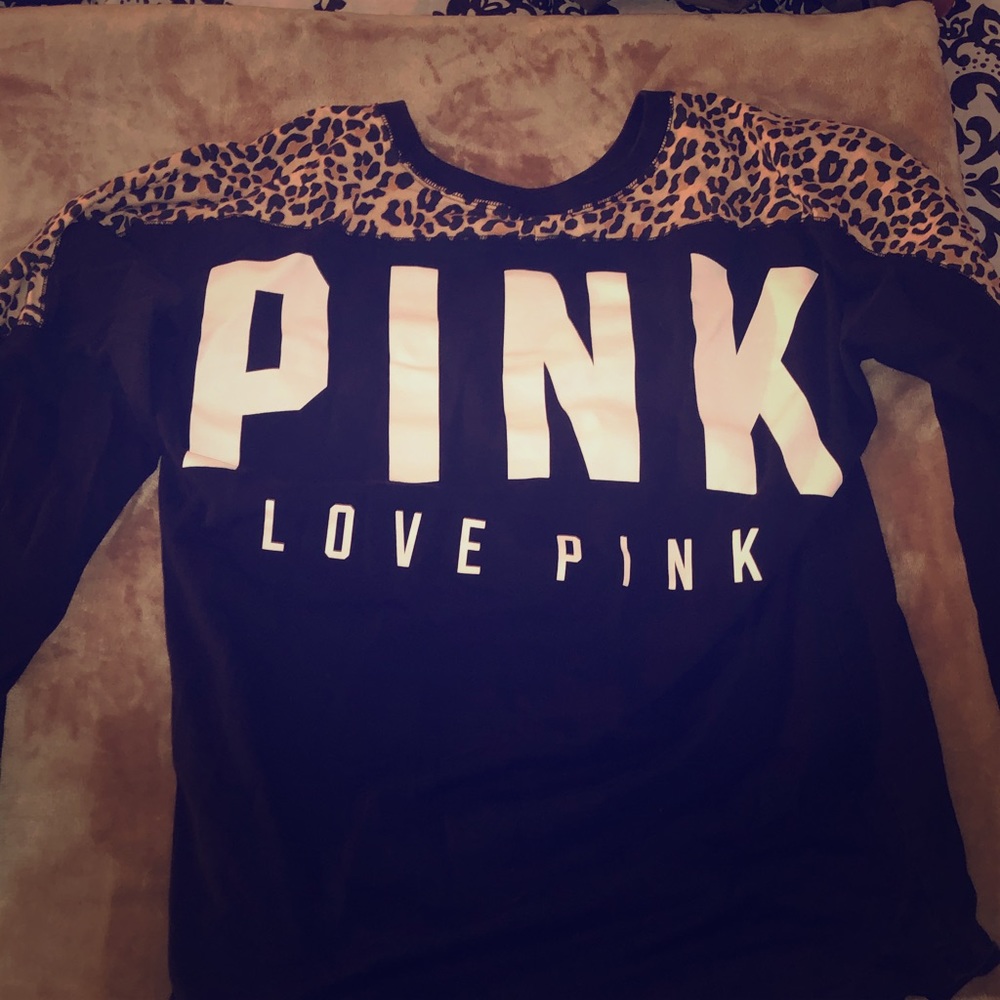 Long sleeve black & Cheetah Pink shirt